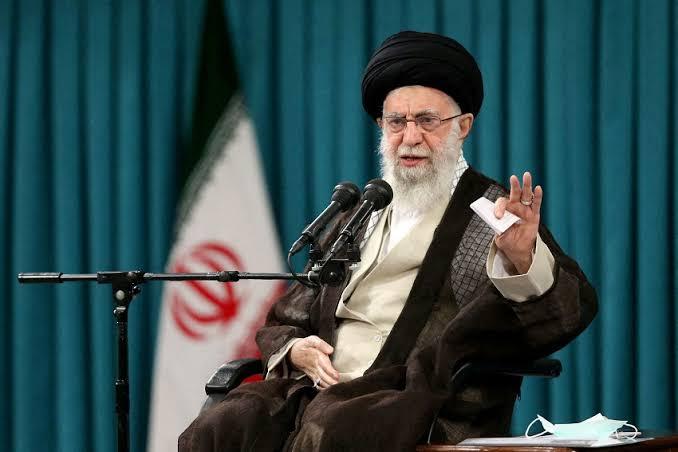 Ayatollah Khamenei: Ancaman Trump Tidak Akan Goyahkan Iran