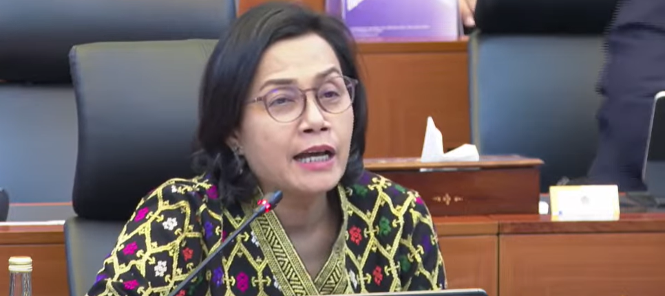Pendapatan Negara Semester I-2025 Anjlok: Sri Mulyani Soroti Tekanan dari Sektor Pajak dan Dividen BUMN